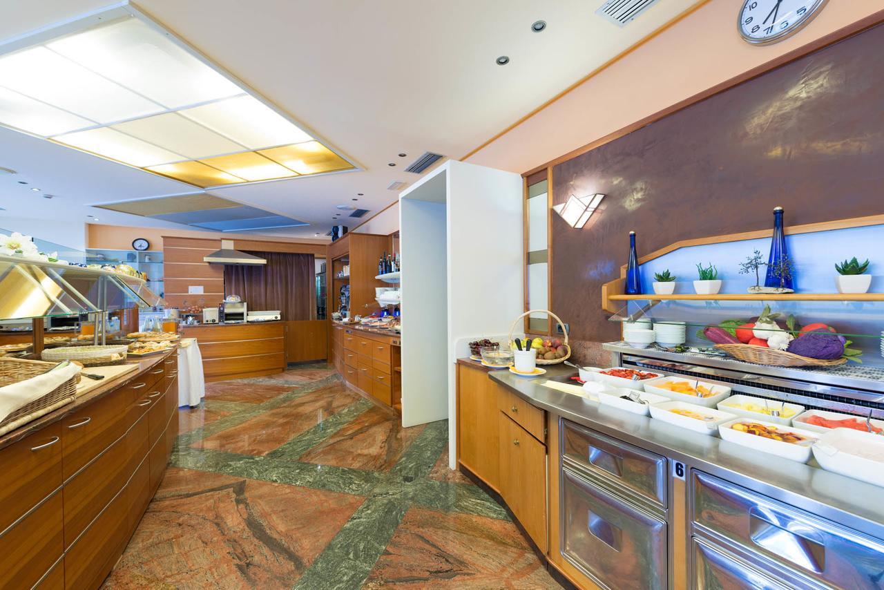 Hotel Venezia Malcesine Zewnętrze zdjęcie
